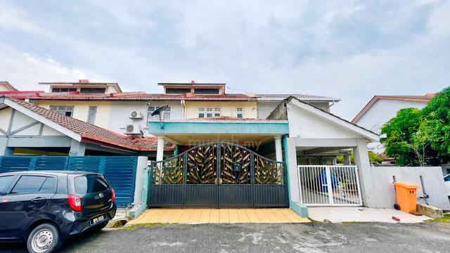 RENOVATED 🔥 DOUBLE STOREY Taman Klang Utama, Klang 1