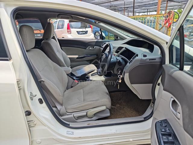 2012 Honda CIVIC FB 1.8 (AUTO) - 4