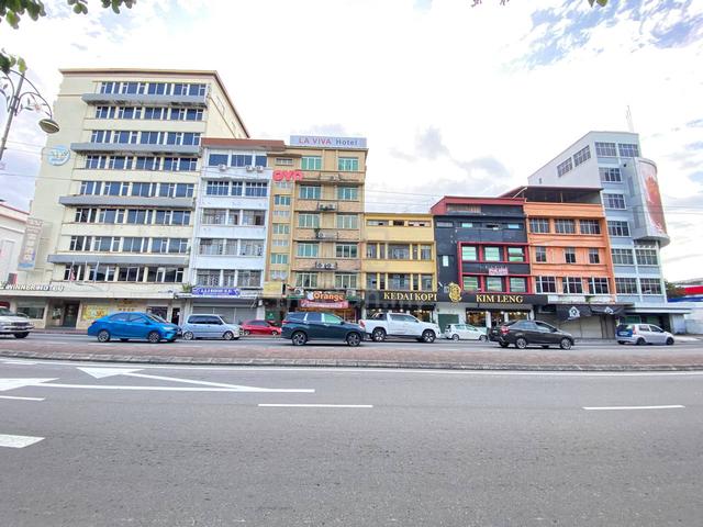 Kota Kinabalu Kg Air Hotel For Sale 1