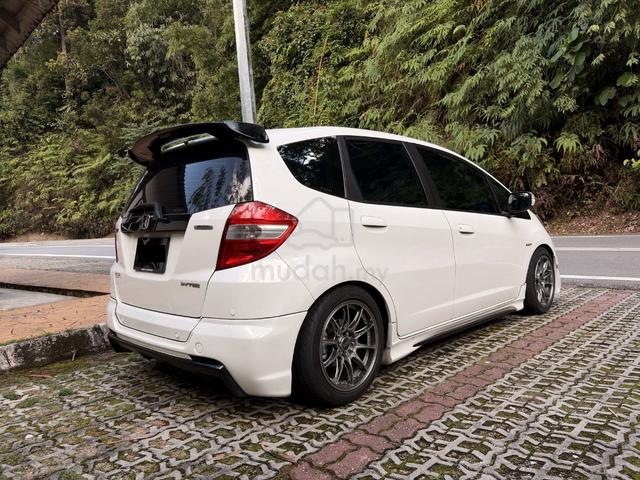 2014 Honda JAZZ 1.5 FACELIFT (A) - 2