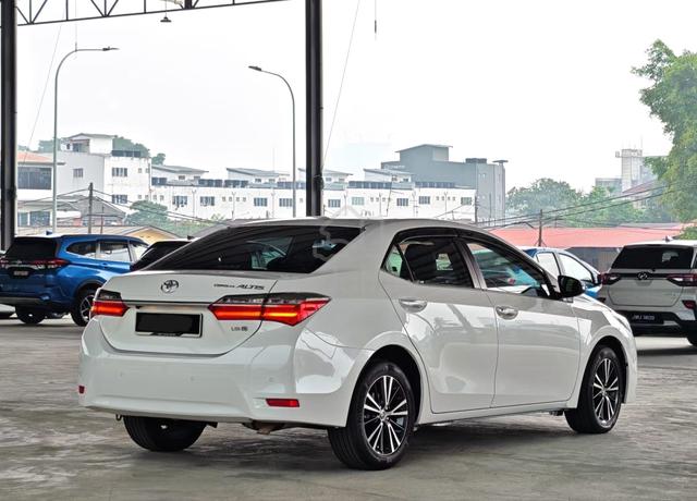 2019 Toyota COROLLA 1.8 ALTIS G FACELIFT - 5