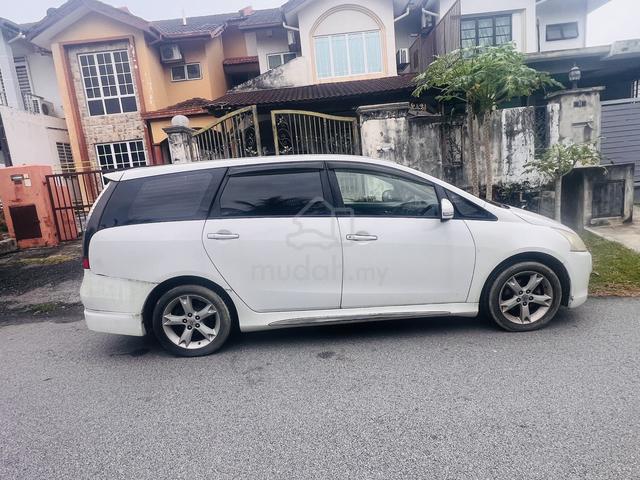 2010 Mitsubishi GRANDIS 2.4 MIVEC ENHANCED (A) - 2