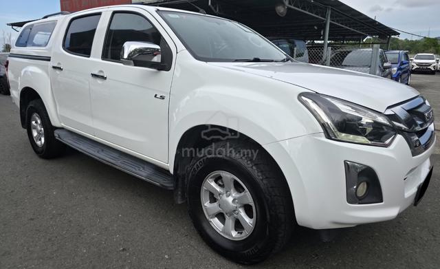 2018 Isuzu D-MAX DC 2.5 M PREM 4WD FL (MT) (4X4)🤍 - 3