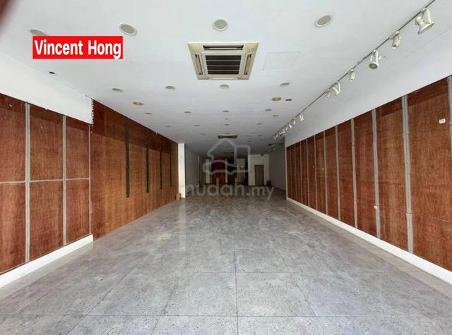 Georgetown 4.5 storey shop lot 3000 sq.ft Macalister road 1