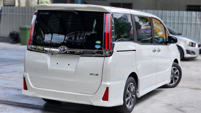 2020 Toyota NOAH 2.0 WXB 8 seater - MURAH - 3