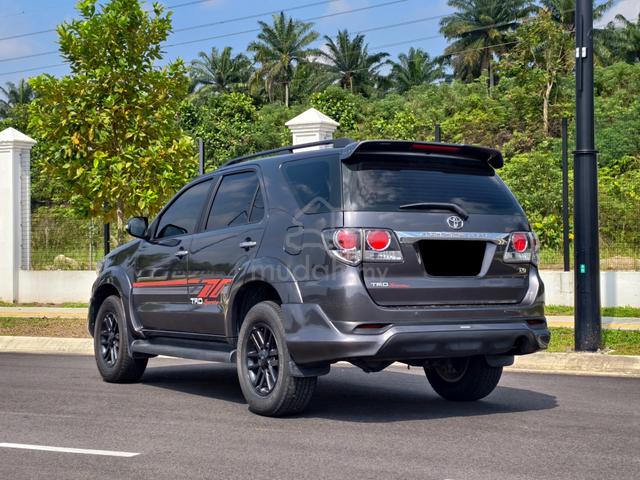 {2015}Toyota FORTUNER 2.7 V TRD (A) Car King F/Lon - 4