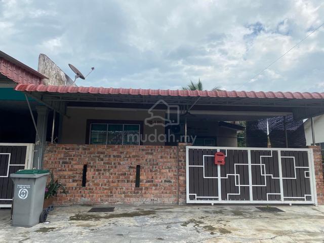 Melaka Duyong Partially Furnished Terraced House For Rent 1