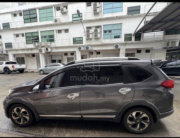 2017 Honda BR-V 1.5 V -- (A) - 4