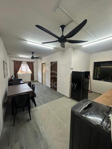Apartment Lestari (Damansara Damai) 1