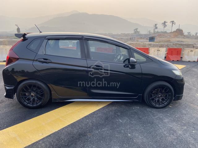 2015 Honda JAZZ 1.5 V MY2014 (A) - 2