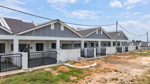 Sri Klebang | Rumah 1 Tkt 4 Bilik | Rumah Menghadap tanah kosong 1