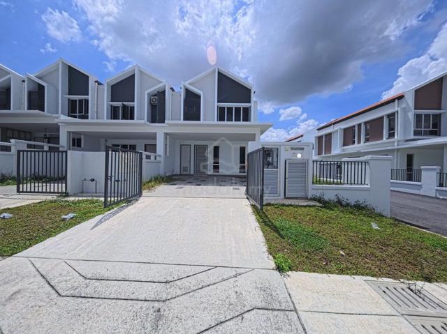BRAND NEW Double Storey ENDLOT Terrace Aderyn Setia Alam Sari Kajang 1