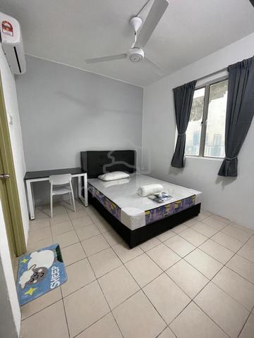 Casa Subang Condo USJ 1 Subang Jaya Female Master AC Bedroom Near BRT 1