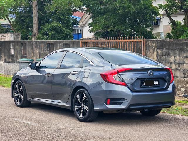 2018 Honda CIVIC 1.5 TC-P‼️Full service‼️OTR price - 2