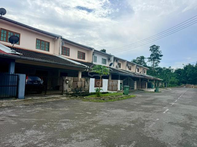 Kota Samarahan Double Storey Terrace Intermediate House FOR SALE 1