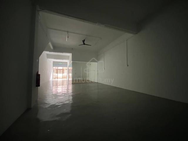 Bukit Tengah Facing Mainroad Ground Floor FOR RENT 1