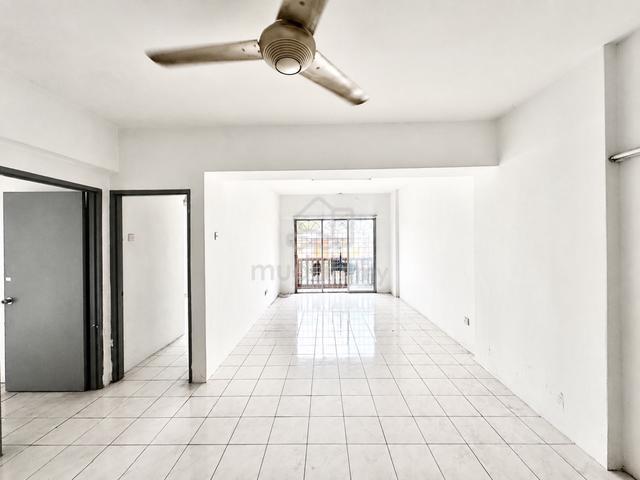 Sri Raya Apartments 1