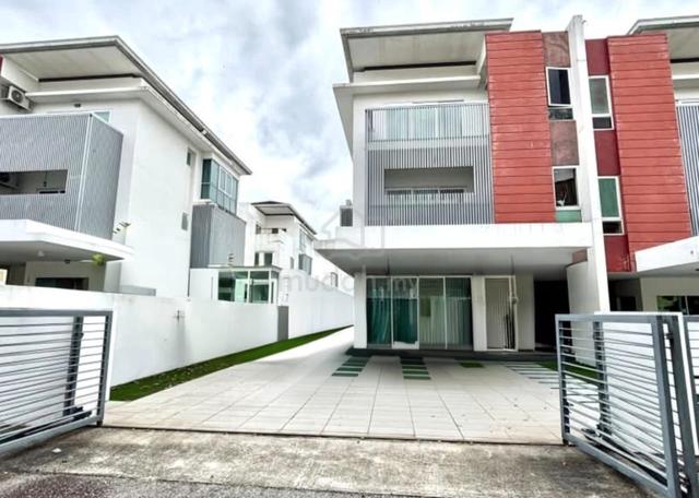 [F.LoanI40x80IGuard & Gated] 3 Storey Semi D, Taman Nadayu 92 Kajang 1