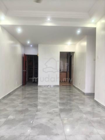 Idaman Senibong Apartment 1