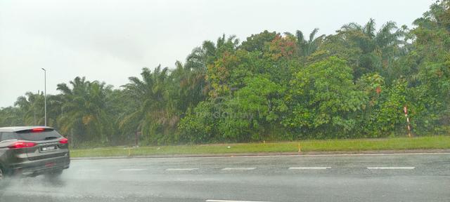 3.7 Acres Land taman Jenderam Damai Dengkil selangor 1