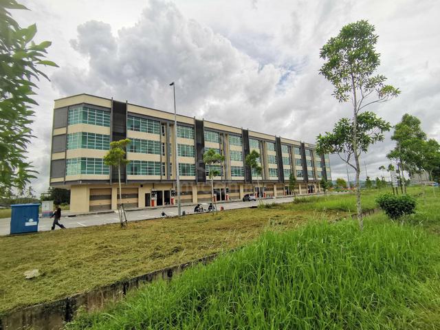 Shoplot 4 Tingkat Kuala Nerus Berdekatan Stadium Gong Badak 1