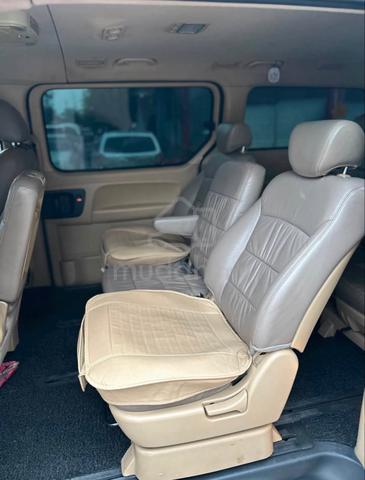 Selling Hyundai Gran Starex diesel 2.5 - 5