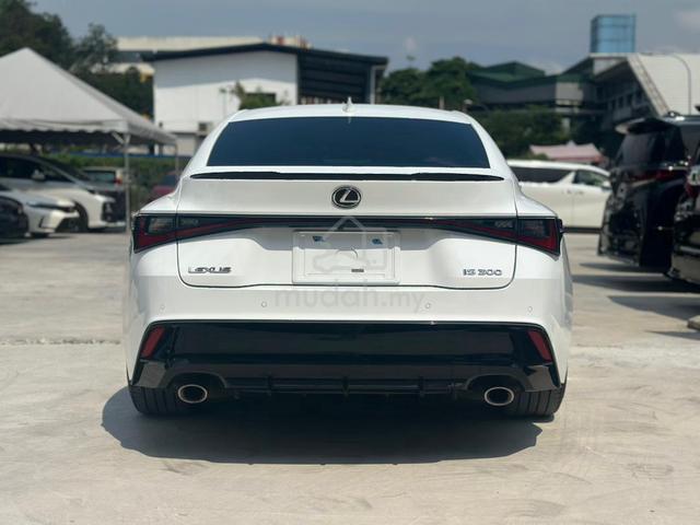 RECON 2022 Lexus IS300 F-SPORT MODE BLACK GLITTER - 5