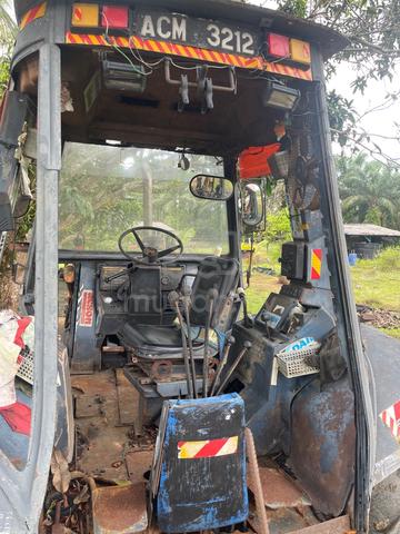 Sebuah jentera Backhoe 580 K3 nak dijual - photo 6 of 6