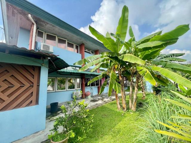 RENOVATED Double Storey Bungalow Seksyen 2, Shah Alam 1