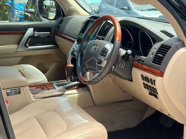 2012 Toyota LANDCRUISER 4.6 ZX (URJ202W) (A) - 3