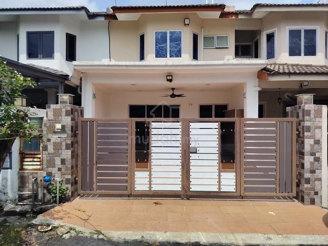 Double Storey Taman Puchong Utama 1