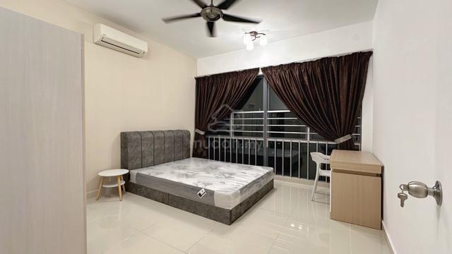 Master Room at Bayu Pandan Jaya , 5 minutes walk to LRT , 1+1Depo only 1