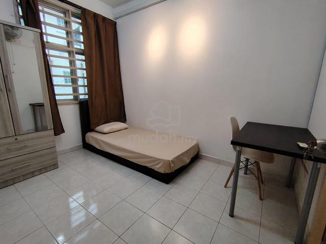Bandar laguna merbok Room 1