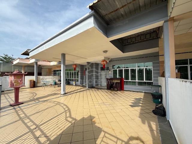 Double Storey Terrace Taman Damai Batu Pahat Johor 1