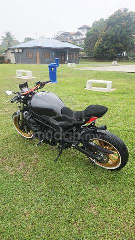 benelli 502c caferacer - photo 6 of 6