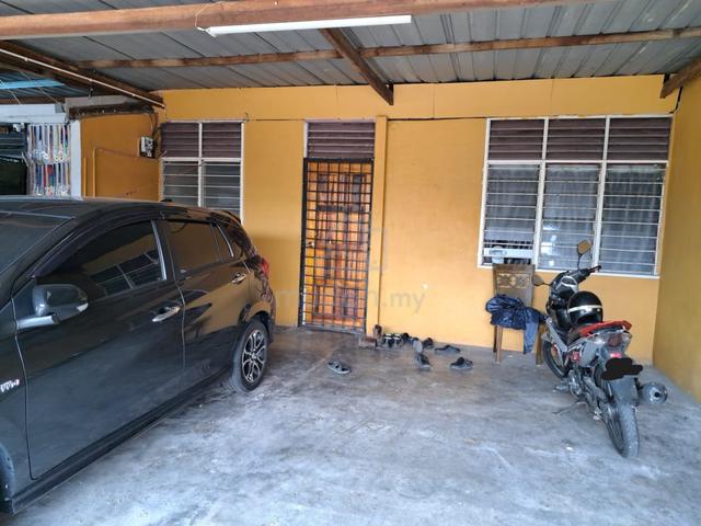 Kapar, single storey low cost for sale,beside main road. 1