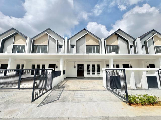 FREEHOLD - Double Storey Terrace @ Taman Seri Mewah 3, Meru, Klang 1