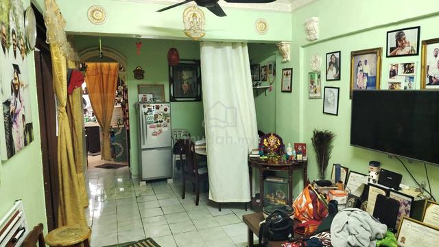 Desa Mentari Flat (Block 7) 1