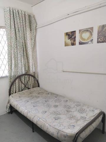 Nice Room For Rent With Free WiFi At Taman Desa Damai Near Icon City 1