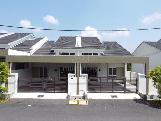 Teres Setingkat 4 Bilik Untuk Penjawat Awam Termurah Di Alor Gajah Mlk 1