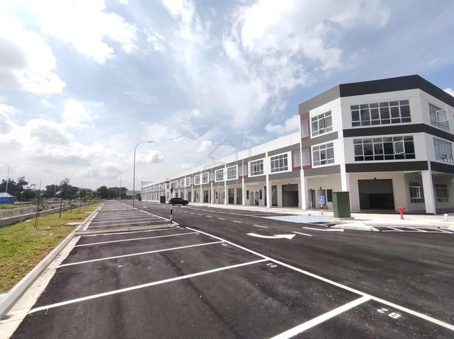 Facing Main Road Kota Kemuning 2 Storey Shop Lot Limited Unit for Rent 1
