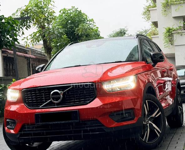 FULL SERVICE⭐ Volvo XC40 2.0 T5 AWD R-DESIGN 2021 - 1