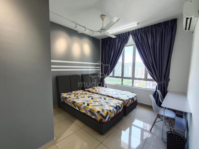 PV21 Platinum Lake Condominium - Variety Room for Rent 1