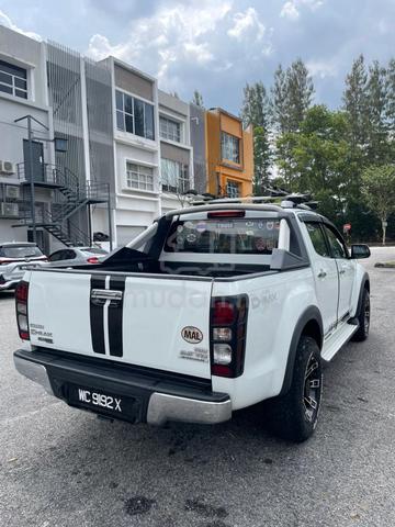 Lowest Milage 2016 Isuzu D-MAX 2.5 4x4 (A) - 2