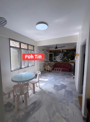 Pangsapuri Mahsuri (Lorong Mahsuri 12) 1