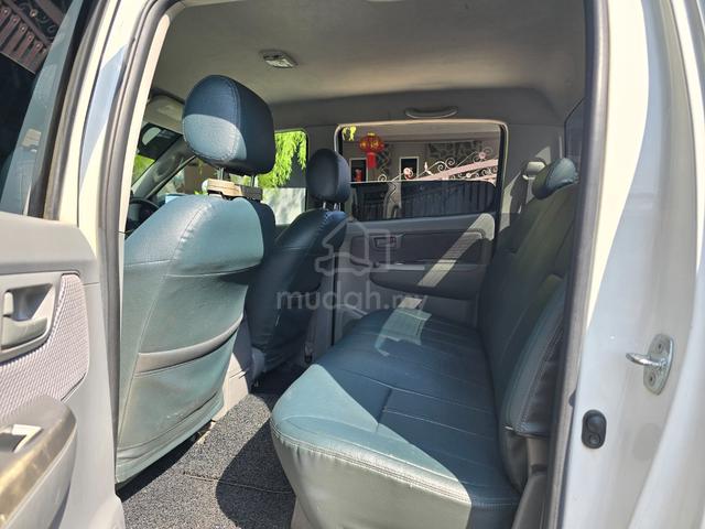 2011 Toyota HILUX 3.0 G DUAL CAB (A) 4x4 - 4