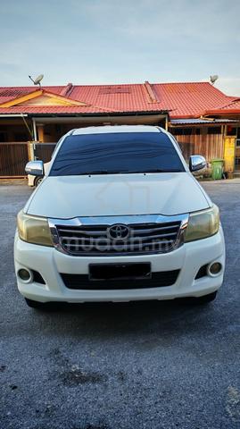 2012 Toyota HILUX 2.5 G (M) - 2