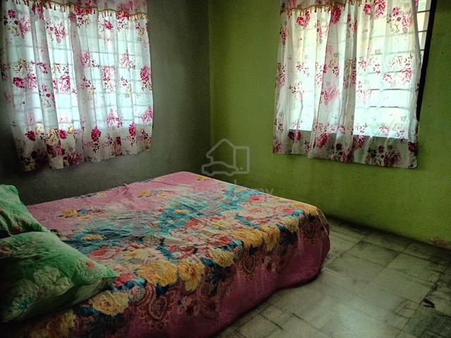 Rumah Semi D Taman Maju Seri Iskandar untuk disewa 3