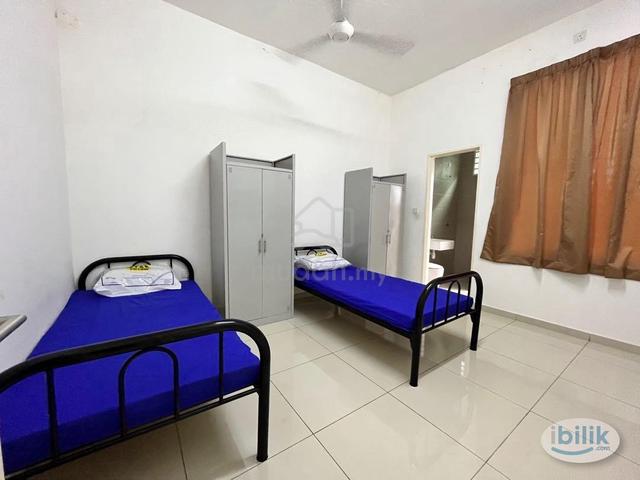 BANDAR BUKlT TINGGI 1 BATU NILAM ROOM FOR RENT COMPANY STAFF ACCEPTED 1