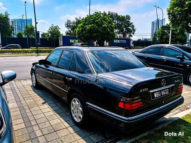 Mercedes Benz E-CLASS 2.2 (CBU) W124 - 3